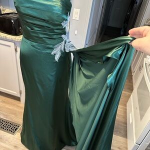 Elegant Green Evening Gown with Silver Embellishments